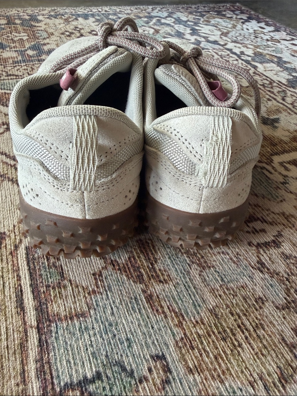 Merrell Women's Light Gray Suede Lace-Up Sneakers with Pink Accent - Picture 4 of 8